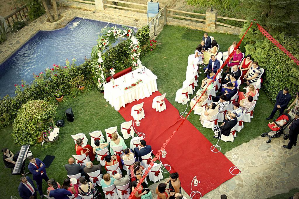 โรงแรมเซอร์บิเนตตา Dilar ภายนอก รูปภาพ